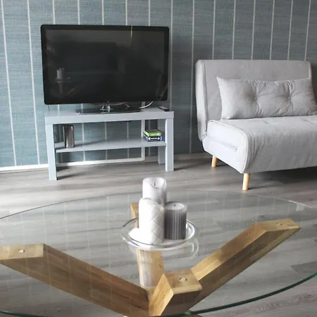 With Pool & Sauna 아파트 락스