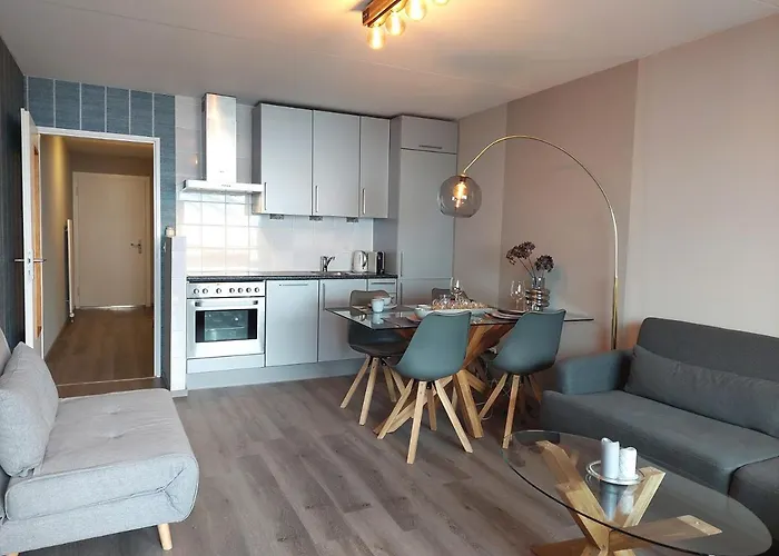 Apartamento With Pool & Sauna