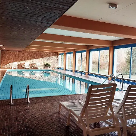 With Pool & Sauna * Laax